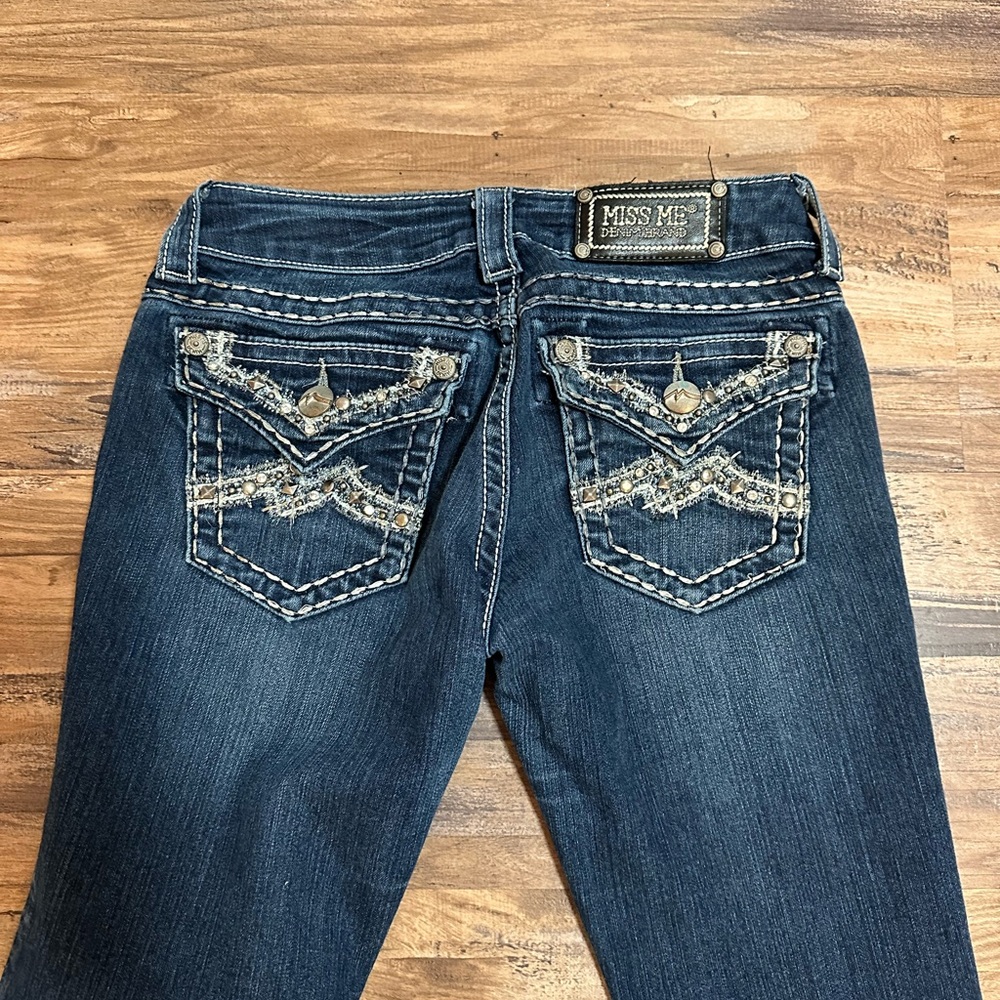 Miss Me Women’s  Blue Jeans - Picture 3 of 5